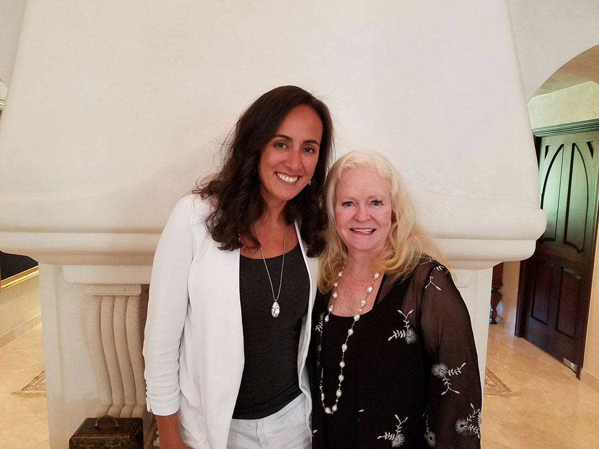 Close up of Sharon Lechter and Eleanor Beaton